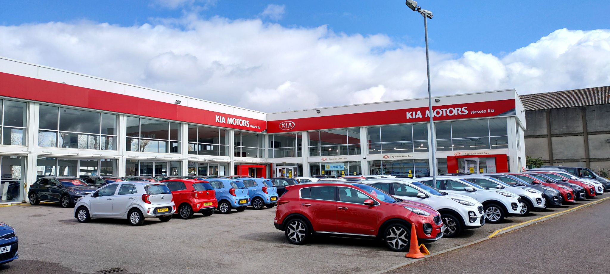 Wessex Kia Bristol Car dealership in Bristol AutoTrader